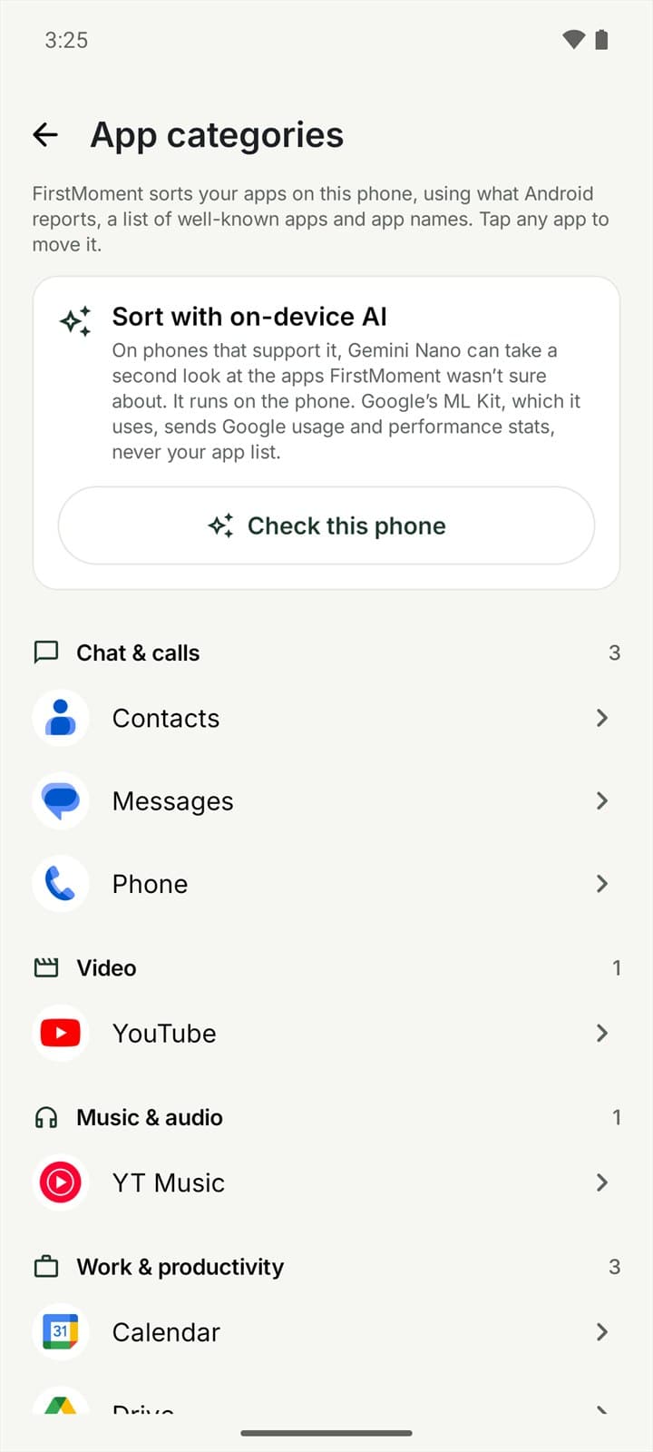 App categories: apps grouped into Chat and calls, Video, Music and audio, and Work and productivity, with an optional on-device sort by Gemini Nano.